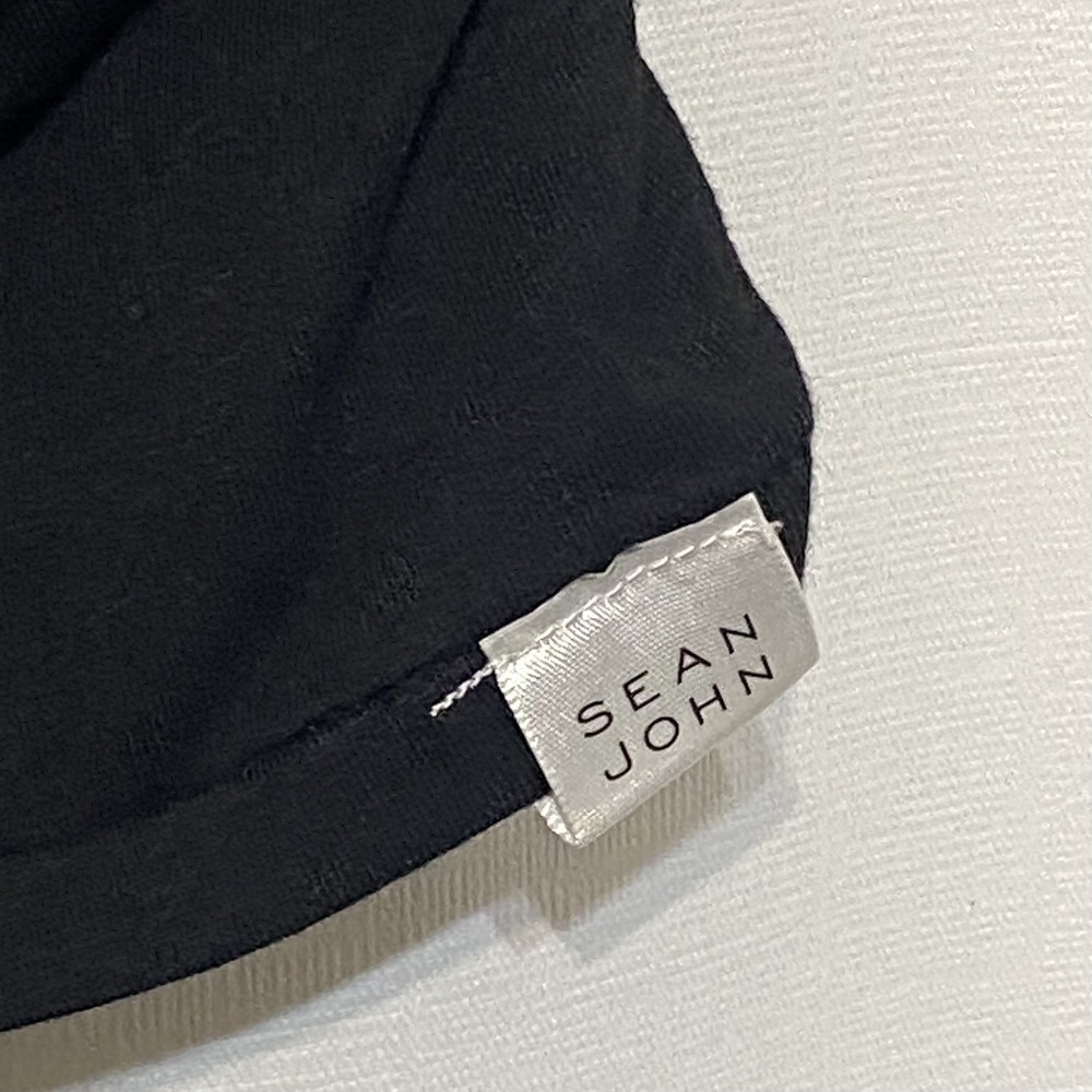 SEAN JOHN Black Top Logo w/Rhinestone Details Cap Sleeves Size Medium Blouse NWT - Picture 6 of 8